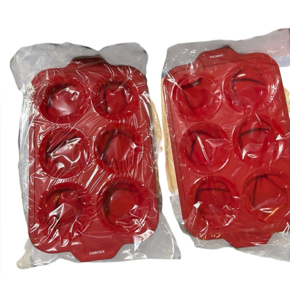 Kitchen HQ Silicone Muffin Pan Red Jumbo BPA-Free Non-Stick Cupcake Maker - Picture 2 of 7